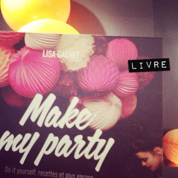 Voilà, le livre de Lisa du blog Make my lemonade sort aujourd'hui. Et il est vraiment chouette ♡ #diy #makemyparty #pal 