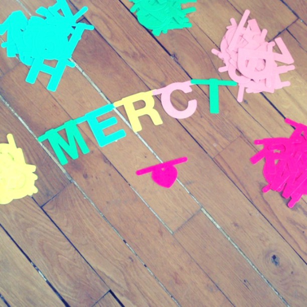 10k depuis quelques jours... Il fallait bien que je trouve un moyen de vous remercier. MERCI MERCI MERCI ! 