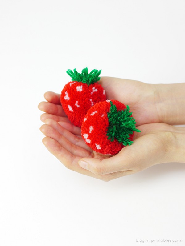 pompom-strawberries-in-hands